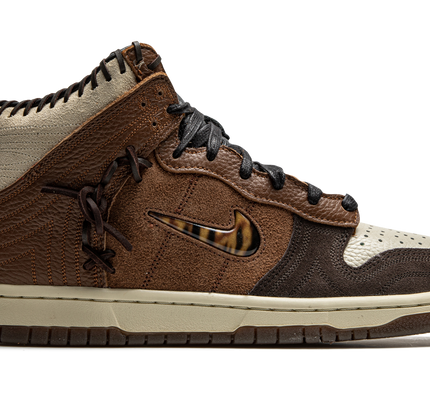 Nike Dunk High "Bodega - Legend"