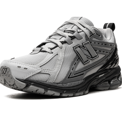 New Balance 1906R "Grau / Schwarz"