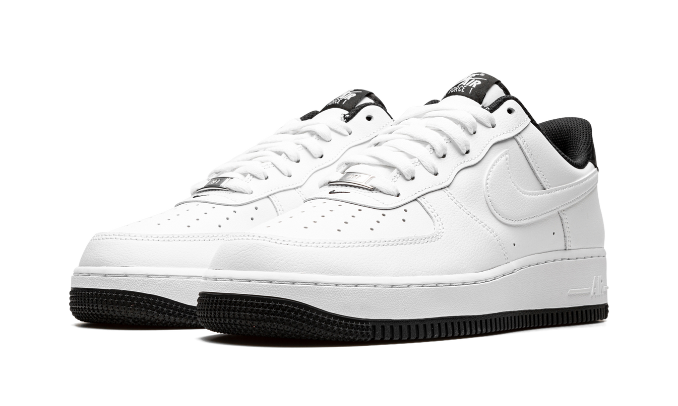 Nike Air Force 1 '07 "White / Black"
