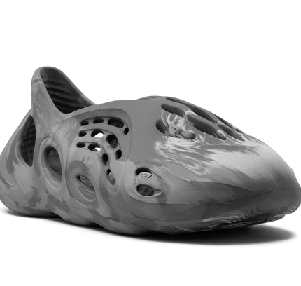 Yeezy Foam Runner "MX Granite"