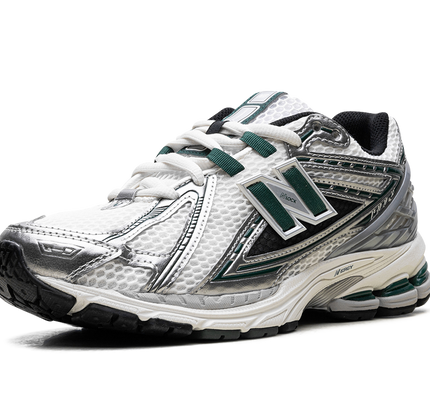 New Balance 1906R „Silber Metallic Nightwatch Green“