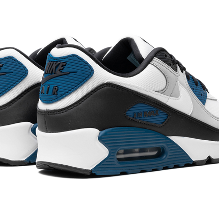 Nike Air Max 90 "Black / Teal Blue"