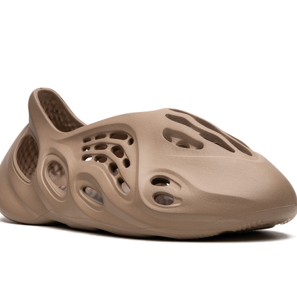 Yeezy Foam Runner "Clay Taupe"