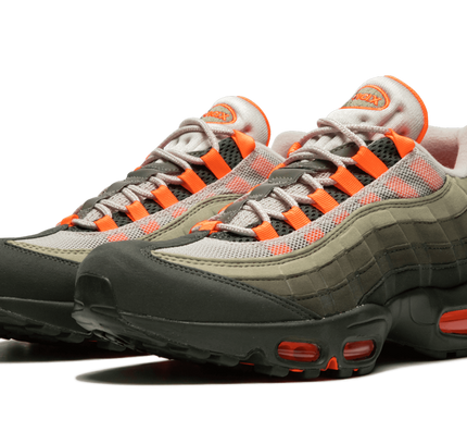 Nike Air Max 95 OG "Total Orange"