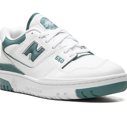 New Balance 550 WMNS "Reflection / New Spruce"
