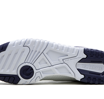 New Balance 550 WMNS "White Dark Mercury"