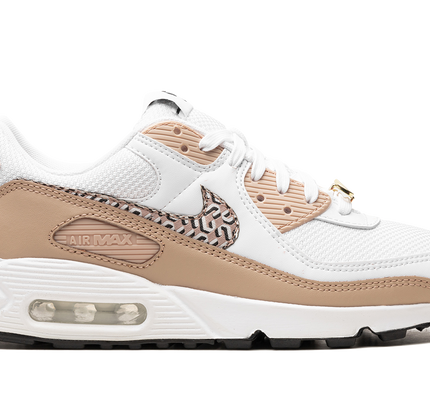 Nike Air Max 90 WMNS "United In Victory"