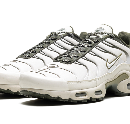 Nike Air Max Plus „Phantom Neutral Olive“