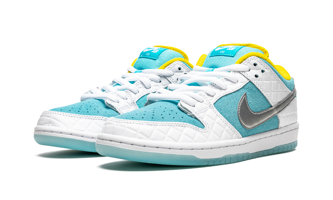 Nike Dunk SB Low "FTC Lagoon Pulse"