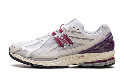 New Balance 1906R „Meeressalz, strahlendes Lila“
