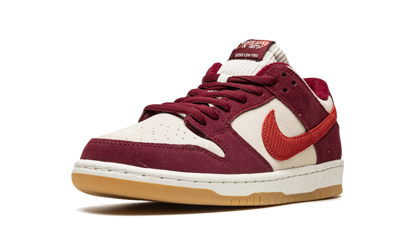 Nike Dunk SB Low "Skate Like A Girl"
