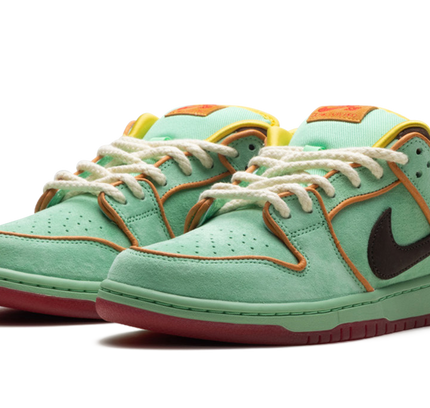 Nike Dunk SB Low "Rodeo Tourmaline"