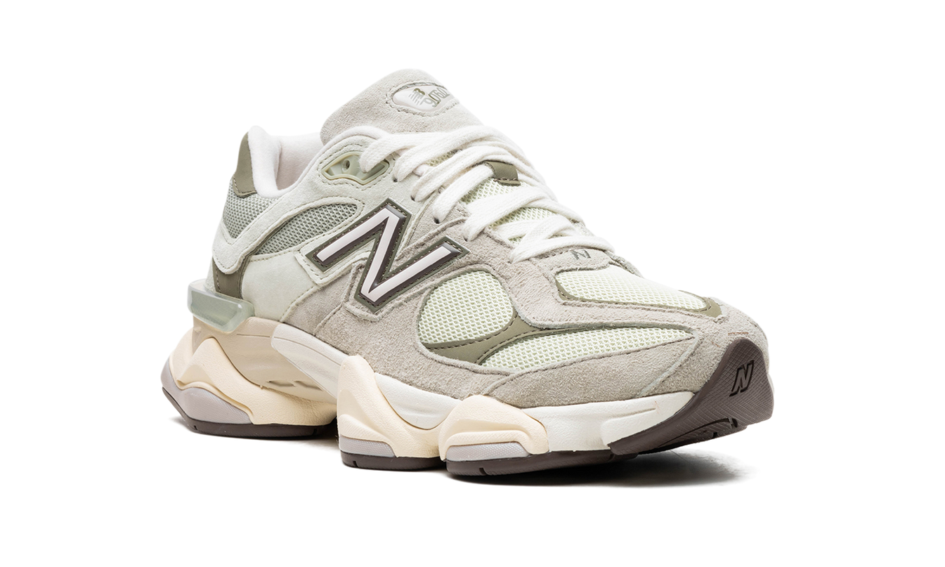 New Balance 9060 "Oliv"