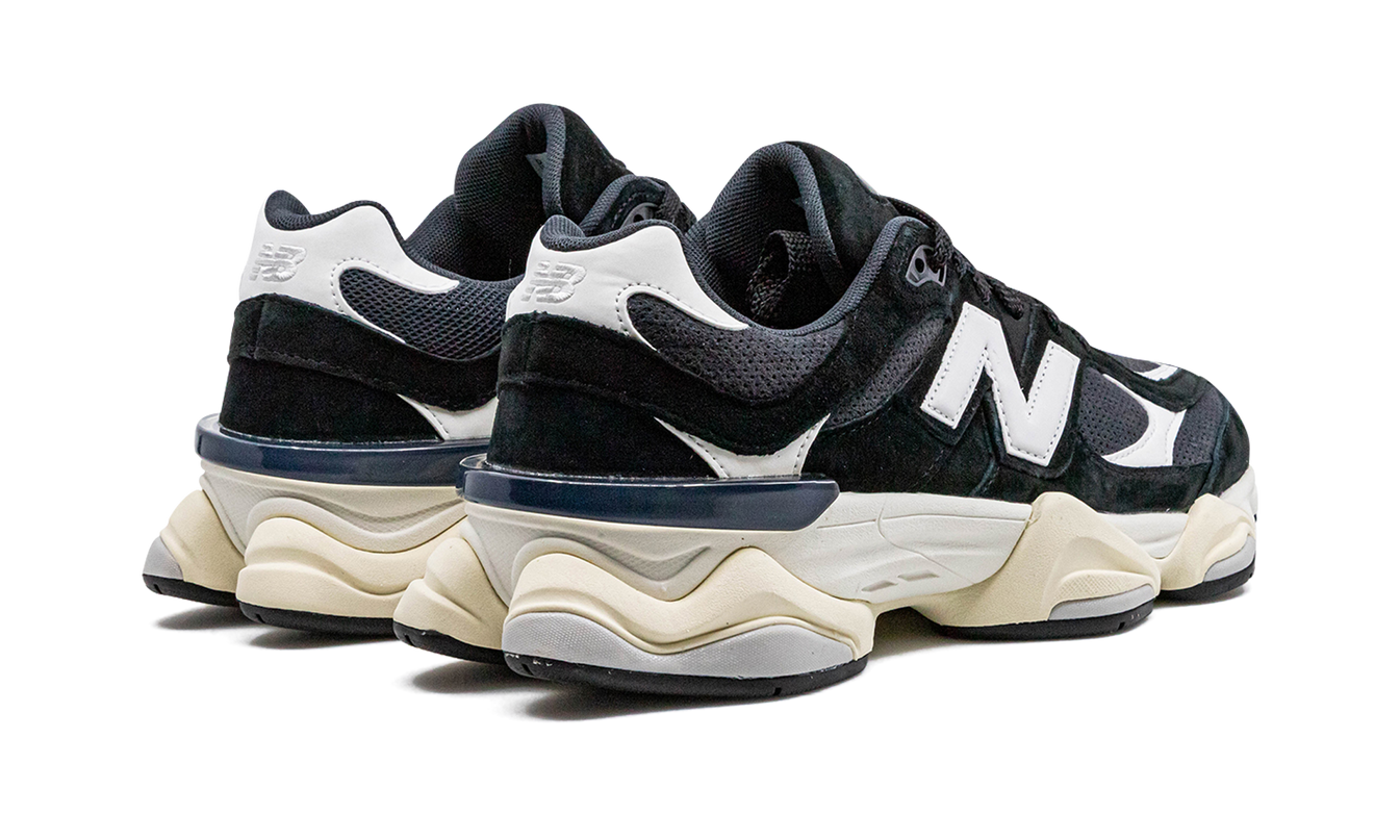 New Balance 9060 "Black / White"