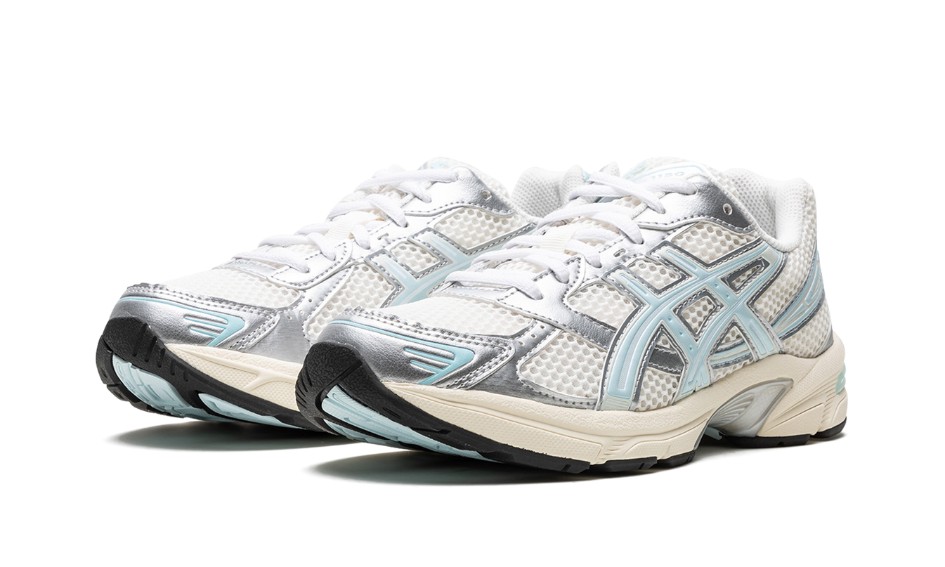 Gel-1130 „Kith Cream Starlight Blue“