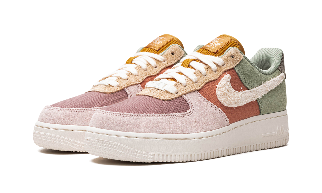 Nike Air Force 1 WMNS "Oil Green"