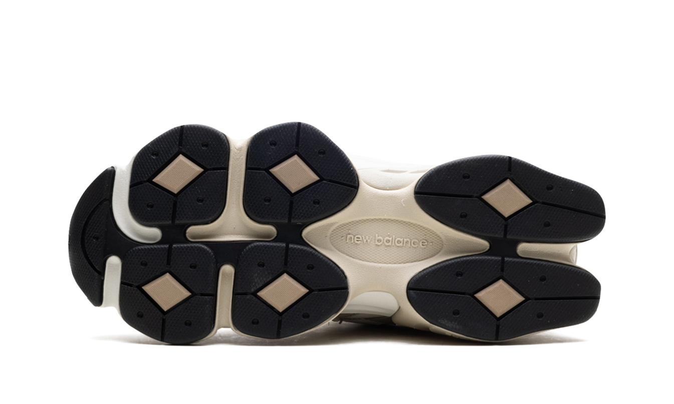 New Balance 9060 "Oatmeal"