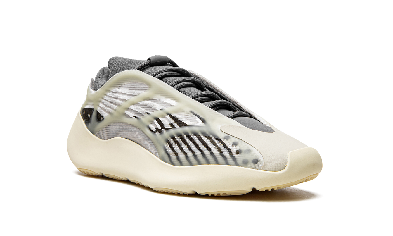 Yeezy 700 V3 "Fade Salt"