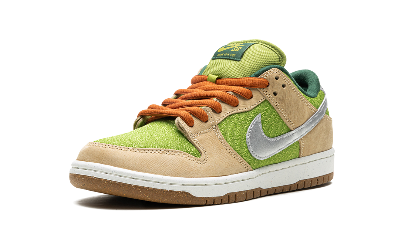 Nike Dunk SB Low "Escargot"