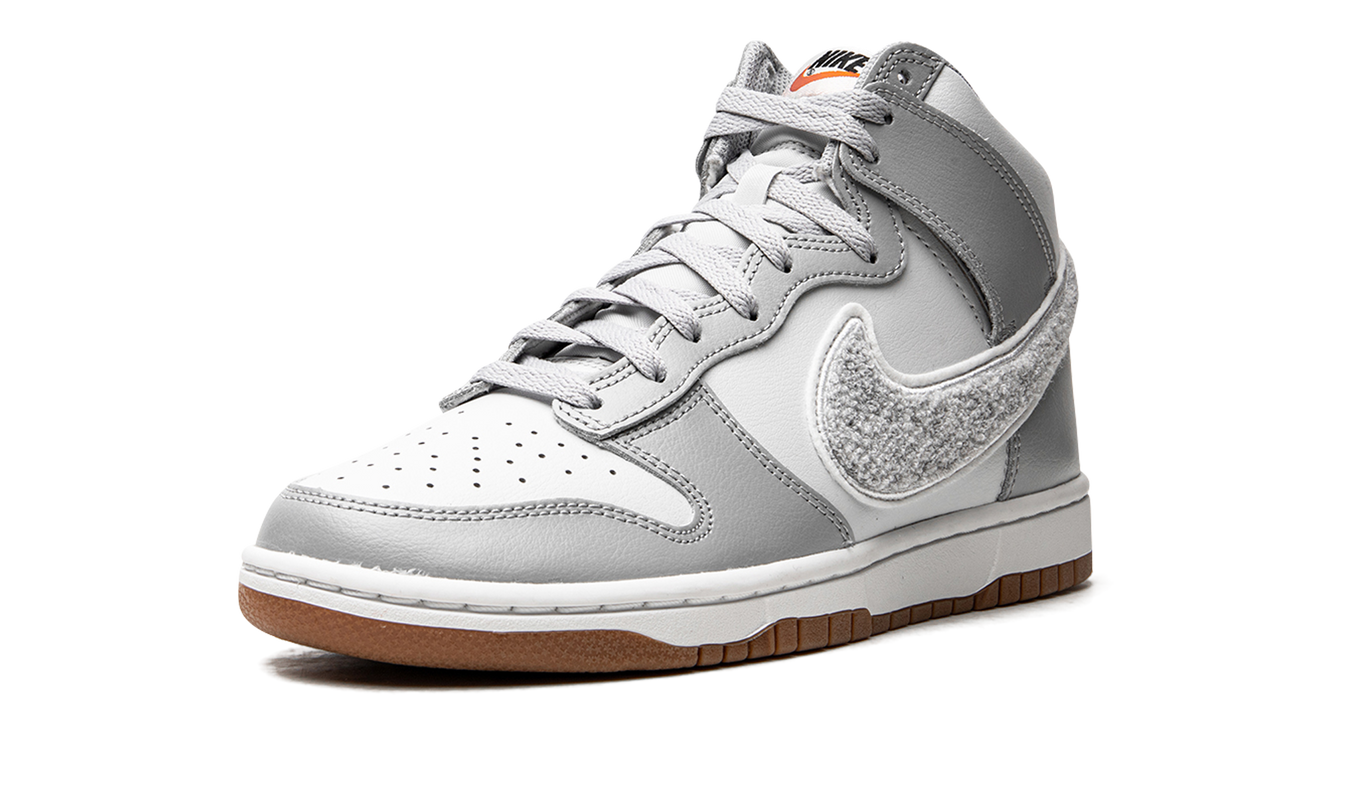 Nike Dunk High "Chenille - Light Smoke"