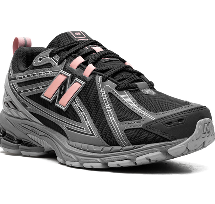 New Balance 1906R "Schwarz / Pink"