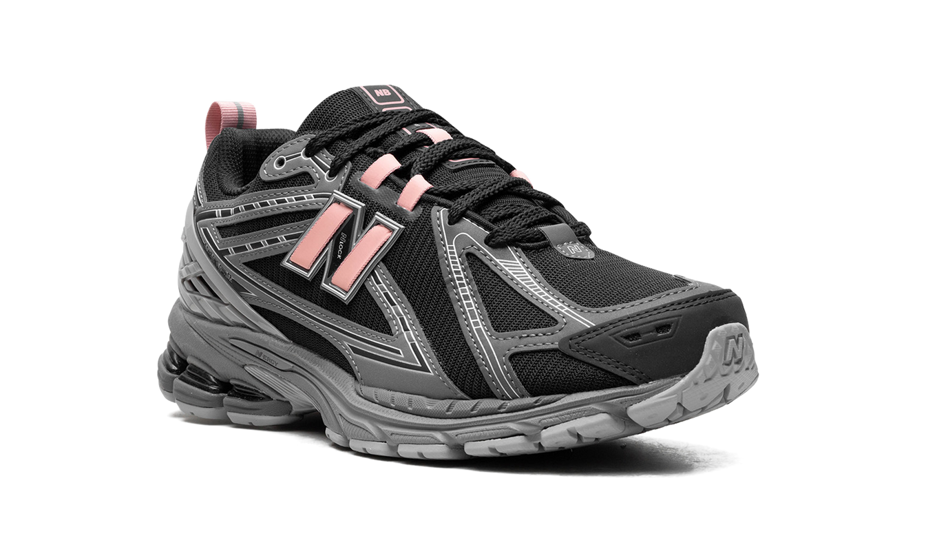 New Balance 1906R "Schwarz / Pink"