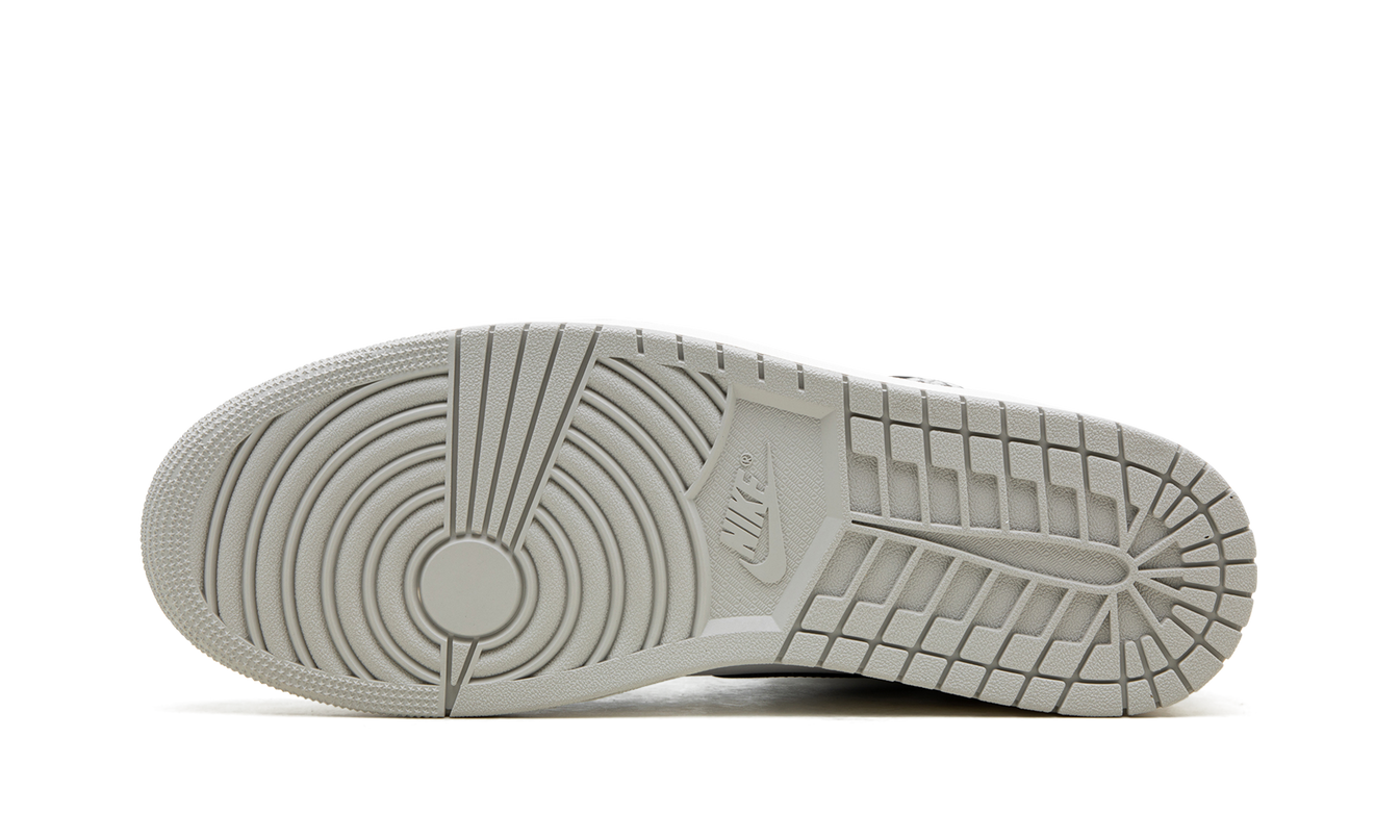 Air Jordan 1 High OG "White Cement"