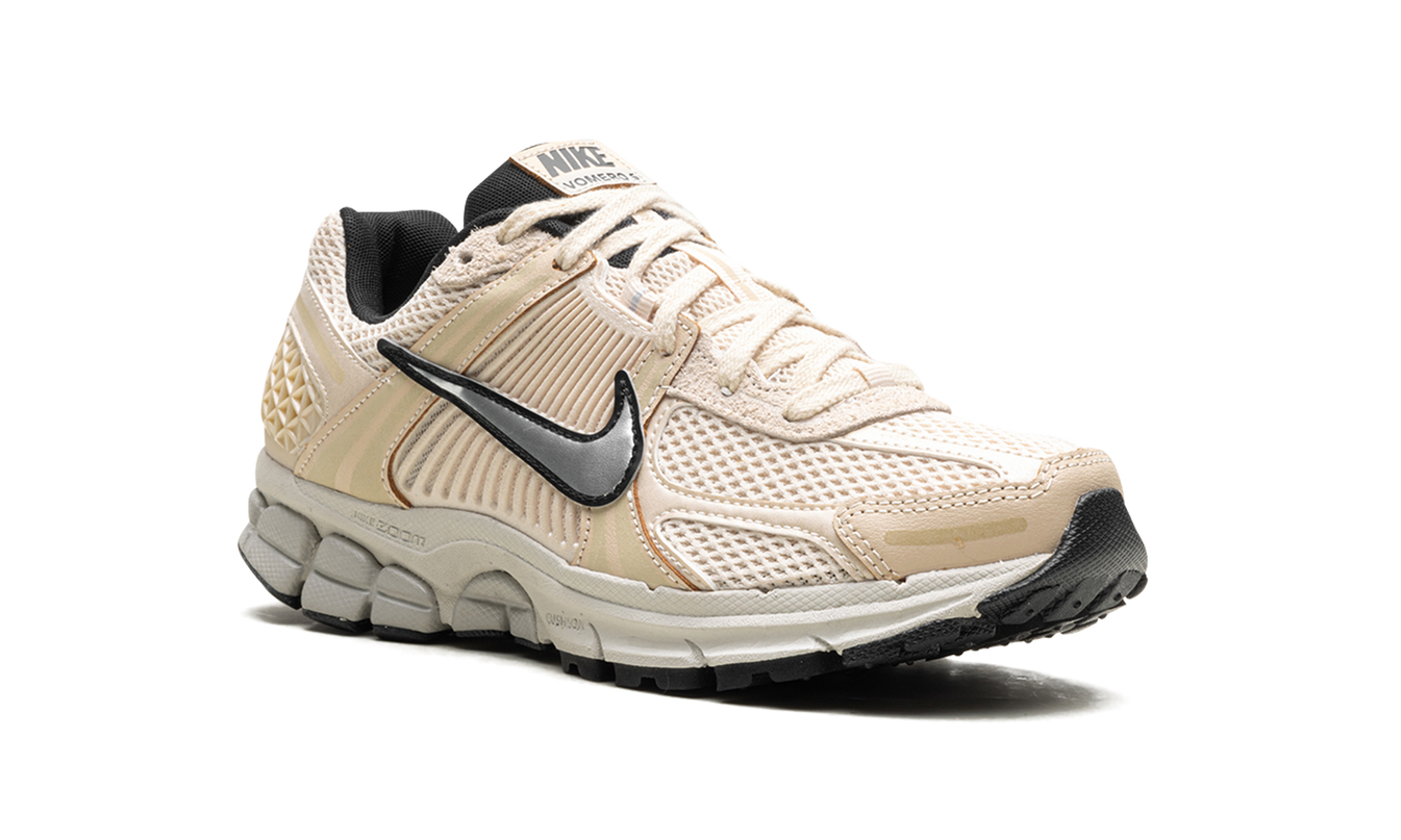 Nike Zoom Vomero 5 WMNS "Pearl White"