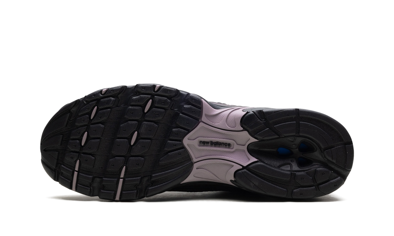 New Balance 530 "Black Metallic Plum Brown"