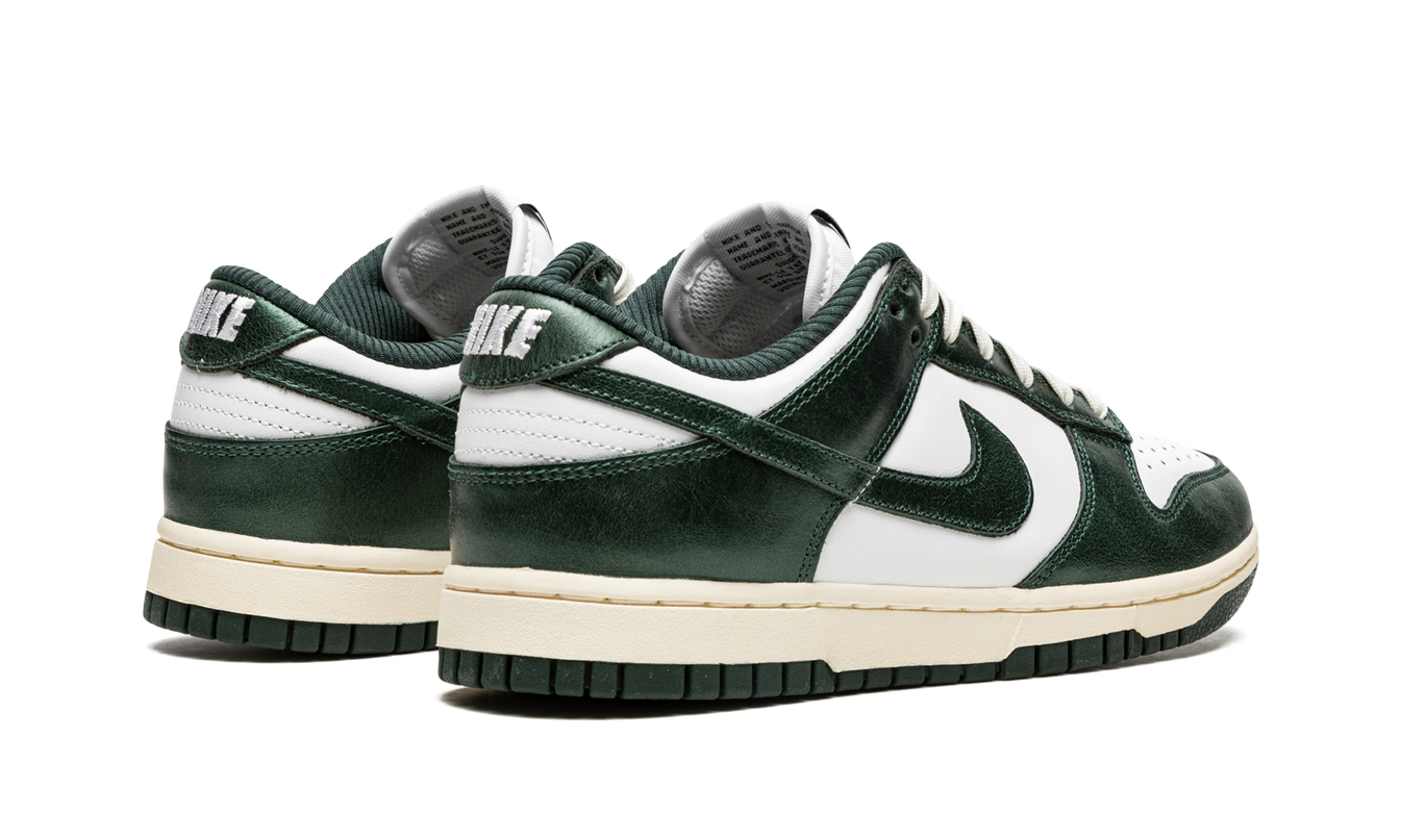 Nike Dunk Low WMNS "Vintage Green"