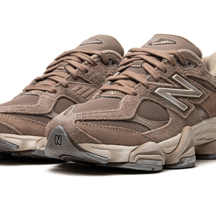 New Balance 9060 „Pilzbraun“