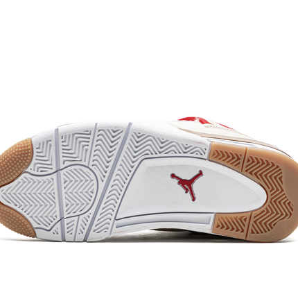 Air Jordan 4 Retro GS „Wo die wilden Kerle wohnen“