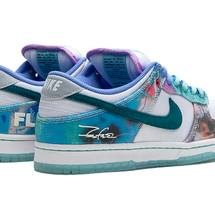 Nike Dunk Low SB "Futura Laboratories - Bleached Aqua"