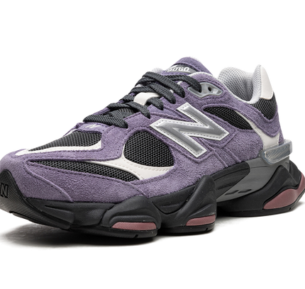 New Balance 9060 „Violet Noir“