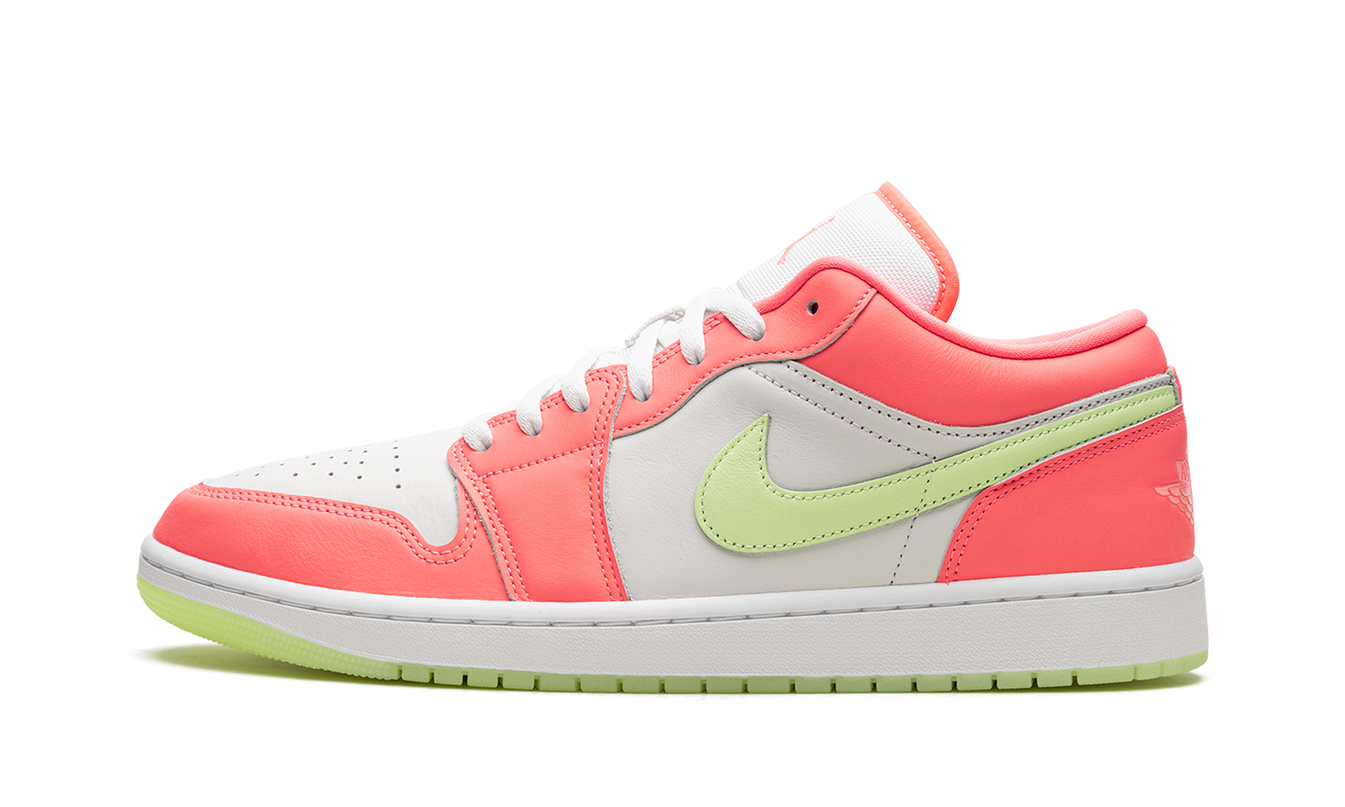 Air Jordan 1 Low SE "Lava Glow"