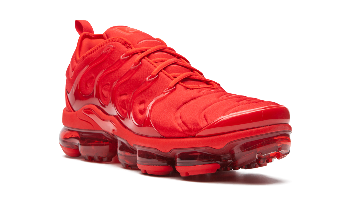 Nike Air VaporMax Plus "TRIPLE RED"
