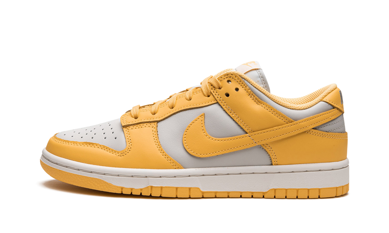 Nike Dunk Low WMNS "Citron Pulse"