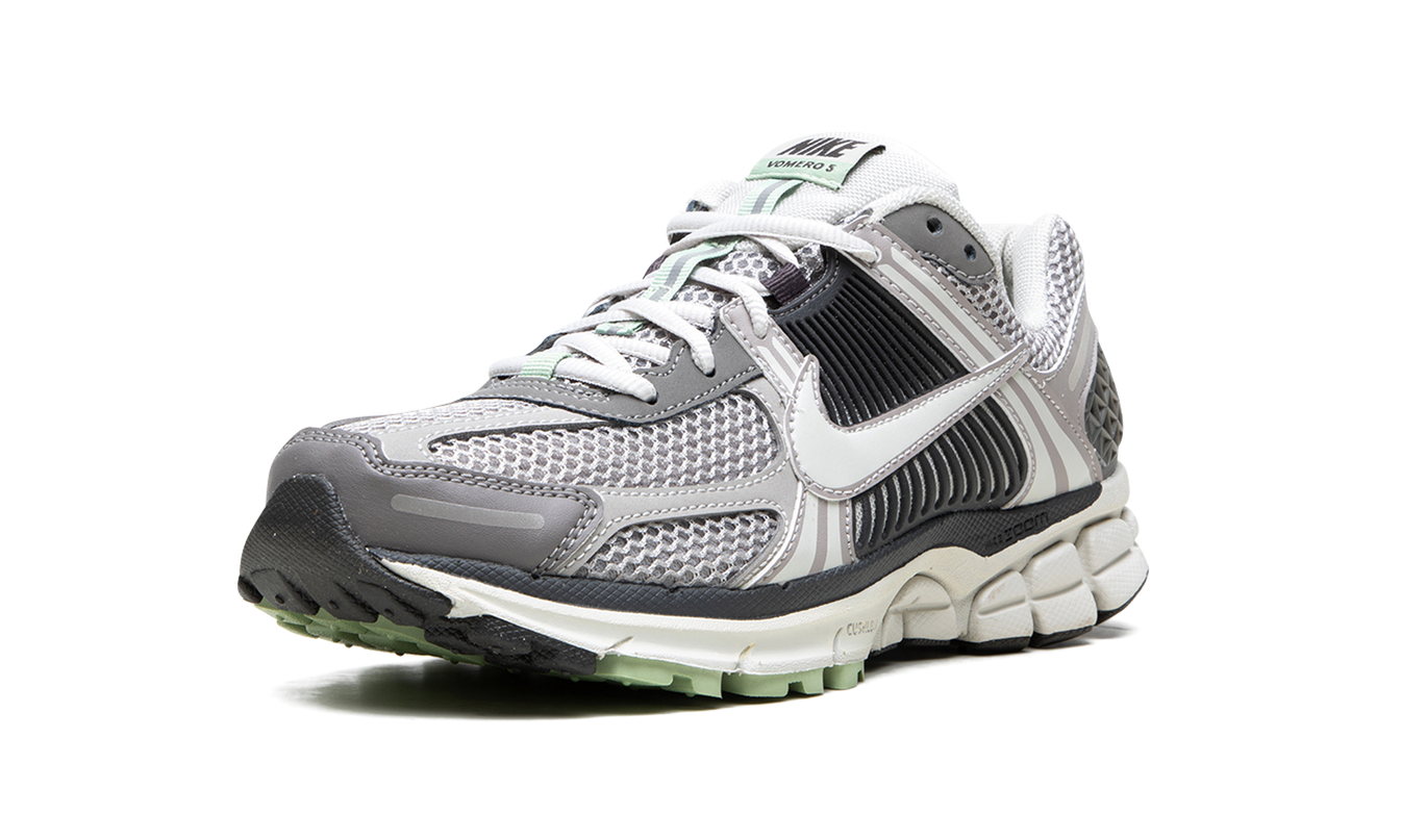 Nike Zoom Vomero 5 WMNS "Cobblestone"