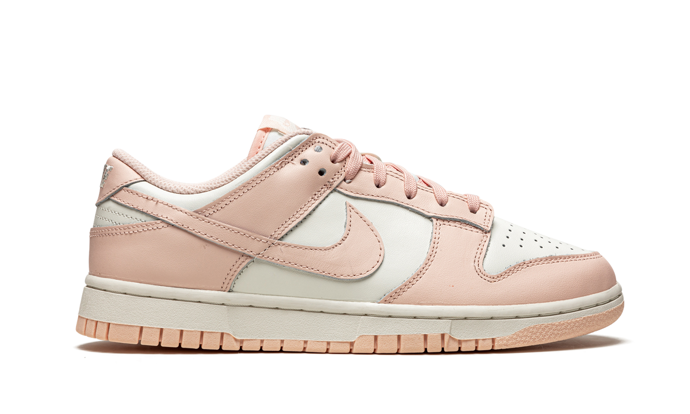 Nike Dunk Low WMNS "Orange Pearl"