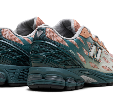 New Balance 1906W "New Spruce Light Sparrow"
