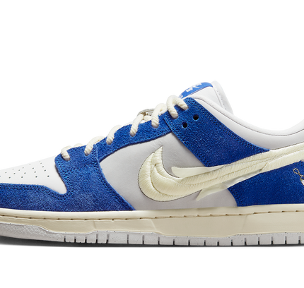 Nike Dunk SB Low "Fly Streetwear - Gardenia"