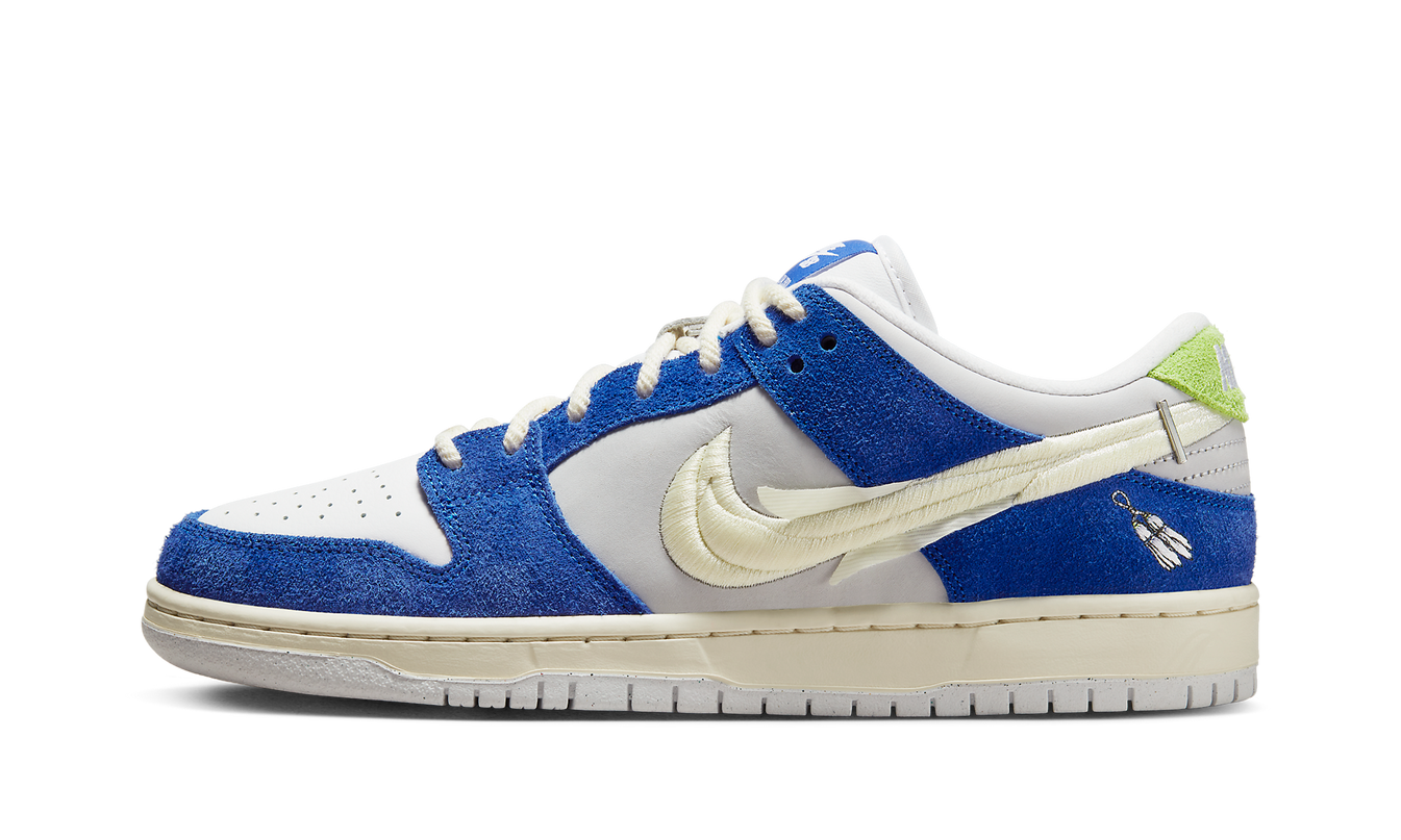 Nike Dunk SB Low "Fly Streetwear - Gardenia"