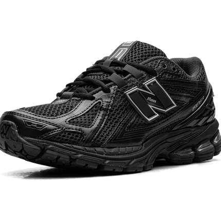 New Balance 1906R "Black Metallic"