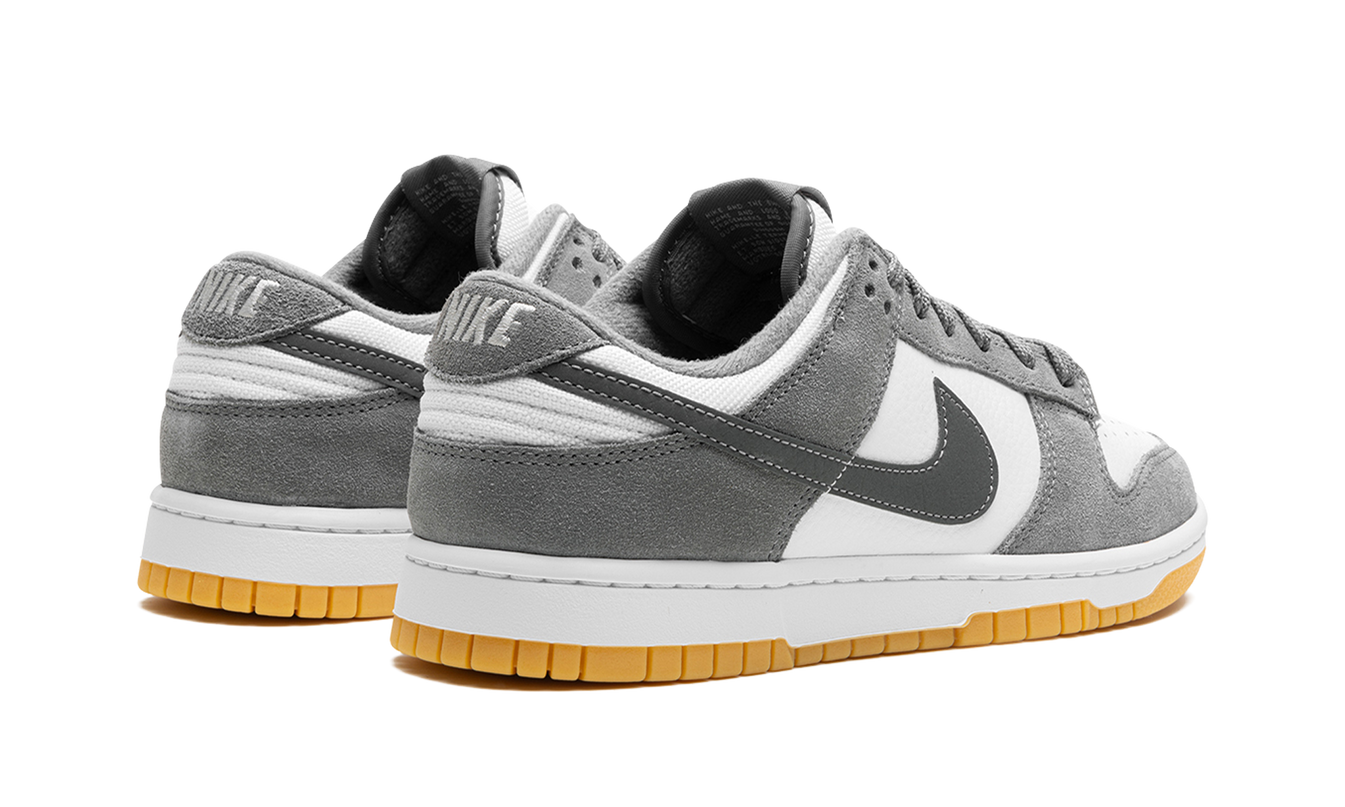 Nike Dunk Low "Smoke Grey"
