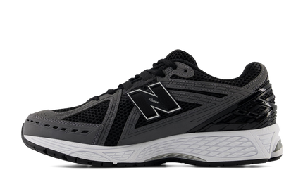New Balance 1906R „Schwarzes Team-Rot Castlerock“