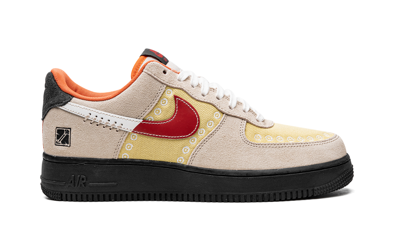 Nike Air Force 1 Low "Somos Familia"