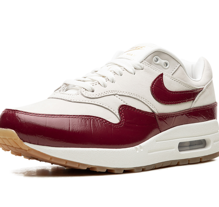 Nike Air Max 1 LX WMNS "Team Red"