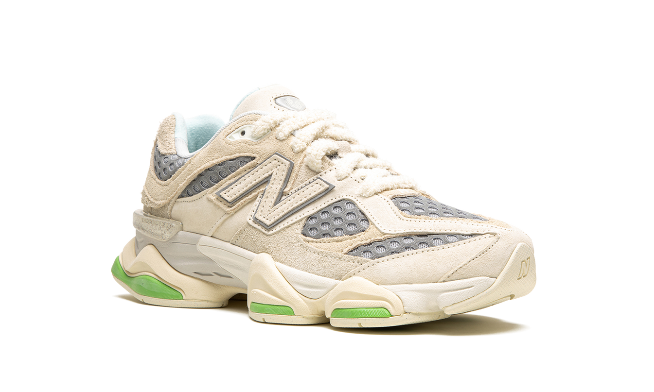 New Balance 9060 „Ziegel und Holz“