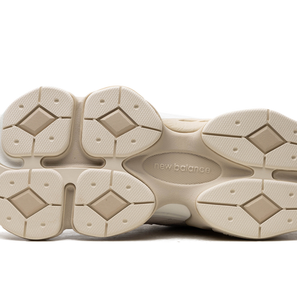 New Balance 9060 "Beige Weiß" 