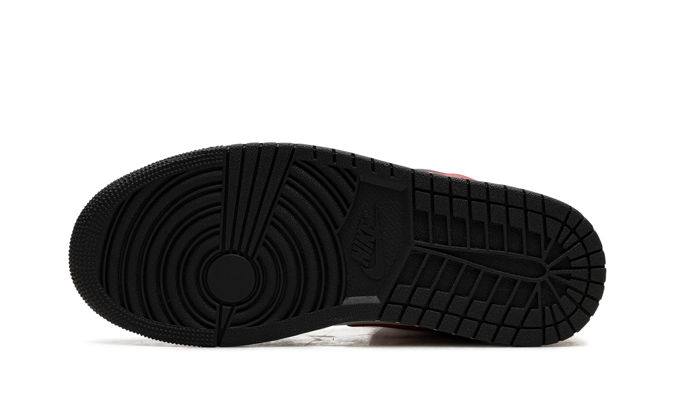 Air Jordan 1 MID WMNS "Black Toe"